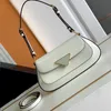 Nya designer väskor damer klaff crossbody äkta läder kvinnor cleo hobo handväska lyx tygväskor klassiska bokstavstryck underarmsäck axelväskor axillär väska 10a