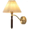 Wall Lamps Modern Metal Led Walnut Wood Light Retro Cloth Lampshade Decorate Nordic Foyer Bed Room Llight Gold Fixture