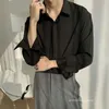 Chemises décontractées pour hommes DIMI Blanc Chemise à manches longues pour hommes Japonais Streetwear Soie de glace Sexy Mens Top Qualité Drapé Solide Couleur Lâche Harajuku