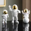 Obiekty dekoracyjne figurki 3PC Astronauta Figurki i księżycowe żywice statuy Pokój biurowy Prezent Prezentuje prezent chłopca 230428