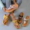 Тапочки, женские летние сандалии, пляжная обувь с открытым носком, шлепанцы на танкетке, удобные тапочки, милые сандалии, большие размеры 35–43, Chaussure Femme 231129
