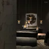 Lampy zawieszone kontraktowane i współczesna celebrytka internetowa minimalistyczna restauracja w formie bufetu w formie bufetu do sypialni głowa łóżko