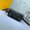 Cüzdan üzerinde zincir sarmaşık çanta siyah perçin crossbody omuz çantası lüks çanta cüzdanlar tasarımcı kadın çanta deri bayan debriyaj flep messenger baget çanta küçük boyutlu m82653