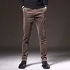 Calças masculinas roupas de marca inverno velo quente calças de veludo homens negócios cor sólida desgaste coreano cinza marrom trabalho reunindo calças casuais 231129