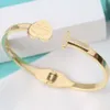 Bracelet en acier et titane pour femmes, version célébrité d'internet, avec diamant, trois couleurs, blanc, ne se décolore pas, tendance