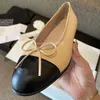 Paris marque designer noir ballerines chaussures femmes printemps matelassé en cuir véritable sans lacet ballerine luxe bout rond dames chaussures habillées HJ2G