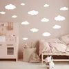 Muurstickers 61417pcs Wolken Vinyl Kinderkamer Jongen Meisje Slaapkamer Sticker Eenvoudige Vorm Kunst Decoratieve Muurschilderingen pvc 231128