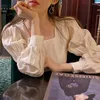 Kvinnors blusar Kvinnor Skjortor Solid Puff Sleeve Loose Princess Style Square Collar Ladies Party Wear Retro Korean Female Y2K Spring