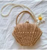 Kvällspåsar Shell Rattan Straw Woven Diagonal Cross Small Bag Sweet Fairy Change Mobiltelefon Fashionabla Woven Beach Bag 231129