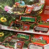 Fournitures de jouets de Noël Arbre de Noël créatif suspendus pendentifs assemblés Mini train jouets voiture de chemin de fer électrique décorations drôles accessoires cadeaux de Noël pour enfants 231124