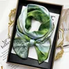 Halsdukar Silk Neck Scarf Luxury Green Hair Tie Scarves foulard pannband sjalar och wraps Neckerchief Bandanas 15017cm SJ613 J230428