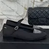 Klassische Damen-Kleiderschuhe, Designer-Plateau-Absätze, Pumps, Mary-Jane-Schuhe, verstellbare Knöchelschnalle, Loafer, klassischer Ballettschuh mit Strass, Freizeitschuh mit Staubbeuteln