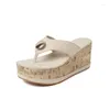 Sandaler Blxqpyt Zapatos de Mujer 2023 Summer Slippers Flip Flops Beach Comfort Casual Wedges Shoes for Women Platform 002