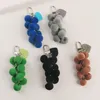 Keychains Creative Fruit Grape Keychain Plush Bag Pendant Pompom Ball Car Trinket Key Chain for Girl Handbag Keyring Presenttillbehör
