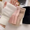 Handschoenen met vijf vingers Nertsenfleece Zacht Winter Halve vinger Dames Warm Luxe Effen Wit Pluche Gebreide Vingerloze handschoen Polswanten Schrijven 231129