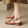 Sandaler 2023 Kvinnor äkta ko läder sommar retro damer öppna tå skor beige bruna chunky klackar mode casual