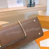 Borsa tote media da donna borsa tote borsa firmata borsa a tracolla di lusso con catena moda Emboss Letters Leather 5A 2023