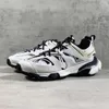 Designer Luxury Brand 2023 Casual Shoes Triple S Track 3.0 Sneakers Transparent Nitrogen Crystal Outsole Running Shoes Mens Womens Trainers Black White Green b4