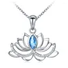 Hänghalsband Huitan Blue Cubic Zirconia Lotus Flower Necklace For Women Luxury Wedding Party Anniversary Present Trendy Jewelry