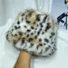 Ampla borda chapéus balde ins leopardo impressão chapéu mulheres moda peludo pescador boné faux pele quente inverno luxo proteção de orelha pelúcia panamá para meninas 231129