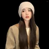 ベレットソリッドカラーウィンターニットハット女性韓国語バージョンレトロウォームフライングビーニー
