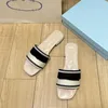 Top Designer fashion women Mixed Colors Plaid Comfort Sotf Sale Sadal platform slides women sandale men slipper shoes plaid Black White bottom Size 35-40