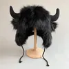 Chapéus de borda larga Bucket Cow Fur Thunderbolt Chapéu Inverno Quente Proteção de Orelha Personalidade À Prova de Vento Frio Equitação Carro Elétrico Algodão 231128