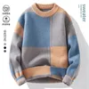 Pulls pour hommes 2023 Automne et hiver Tendance de la mode à carreaux Chaud Tricot Casual Lâche Confortable Épaissi Pull de grande taille M4XL 231128