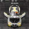 Blokken 1 24 M4 Legering sportwagenmodel Diecast metalen speelgoedvoertuigen Simulatie Geluid en lichtcollectie Kindercadeau 231129