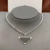 Womens Mens Luxury Necklace Chain Fashion Jewelry Black White p Triangle Pendant Design Party Silver Hip Hop Punk Men Necklaces Names Statement Jewellery