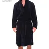 Men's Robes Solid Color Sleepwear Men Bathrobe Belt Flannel Pajamas Bath Robe Pockets Warm Men Hooded Nightgown Cardigan Homewear L231130