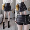 Юбки черные кожаные для женщин с высокой талией облегающие мини базовые короткие карандаши с искусственными заклепками сексуальная юбка с разрезом Faldas