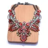 Choker Chokers Red Blue Green Crystal Naszyjniki dla kobiet biżuteria Etchnalna Oświadczenie Duży kołnierz Big BIB Naszyjnik