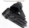 Herrkvinnor Wool Knitting Gloves Fashion Designer Varumärkesbrev tryckt fast färg Fem-finger Mantens Luxury Women Happe Warm Cashmere Windproof Glove