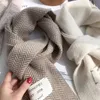 Sciarpe Sciarpa lavorata a maglia invernale di alta qualità da donna con motivo a righe vintage caldo per esterni 231130