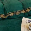 Bedding sets Gold embroidered lace flower crystal velvet comfortable/down duvet cover pillowcase set super soft solid duvet cover 231130