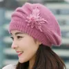 Berets Mulheres Chapéu Moda Mulheres Flor Malha Crochet Beanie Inverno Quente Cap Beret Roxo Modelado Malha Grosso Caps