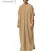 Męskie szaty krótkie SLE luźne szaty retro Abaya Dubai Bliski Wschód Slim Ubranie NOWOŚĆ 2023 MĘŻCZYZN ISLAMIC Arabski Kaftan Kaftan Solid S-5xl L231130