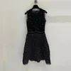 329 XXL 2023 Runway Dress Frühlings-Sommer-Kleid Marke Gleicher Stil Empire-Rundhalsausschnitt Ärmelloses Damenkleid Mode xhe