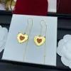 Moda v marca corazón Amor Pendientes largos Joyería de diseño de lujo Mujer Pendiente de oro Pendientes de aro clásico Joyería para fiesta de boda Gota para oído CSD2311304