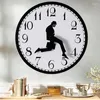 Horloges murales Ministère de Silly Walk Salon moderne Nouveauté Horloge Comédien Décor à la maison Drôle Marche Silencieux Quartz