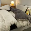 Bettwäsche-Sets Winterverdickter und warmer Bettbezug Weiche Bettwäsche Milchsamt-Daunenbettbezug Doppelseitiger Korallensamt-Flanell 231129