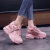 Slippers Merk Lente Ademend Mesh Sneakers Verborgen Toenemende Sportschoenen Vrouw Wig Casual y Hoog Platform 9 CM 231129