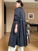 Trench coat patchwork in pelle da donna per donna Autunno 2023 Giacca lunga giacca a vento lunga con design semplice in vera pelle di pecora con cintura