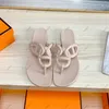 Luxury Design Ladies Pig Nose Sandals Slippers caoutchouc skeleton flip-flops Fashion Beach Casual Flat Shoes with Box and Dust Bag