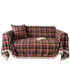 Pokrywa krzesełka Dekorat sofa Cover Ręcznik Vintage Red Green Plaid wielofunkcyjny frędzle 3 osobę siedzącą poduszkę 231130