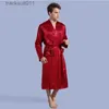 Men's Robes Wholesale Men's V Neck Satin Robe Kimono Long Bathrobe Pajamas Nightgown Sleepwear Christmas Robe for Wedding Party T40 L231130