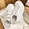 Låg topp kvinnor casual canvas sneakers snörning gummi sulor non slip män plattform canvas casual skor storlek36-40