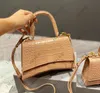 Borsa classica per coccole per coccole coccodrillo stampato in pelle di lusso a spalla a spalla a tracolla a portata di design da donna con fibbia metallica borsetta