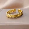 Bandringar Spiral Rope flätade ringar för kvinnor Stainelss Steel Gold Color Ring Wedding Jewets Gifts Anillos Mujer R231130